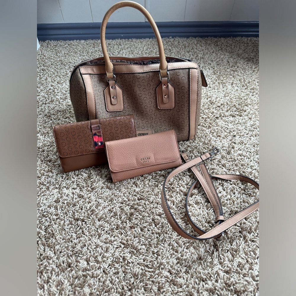 Guess bag